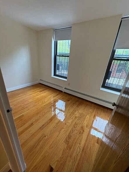 Building Photo - 483 Massachusetts Ave