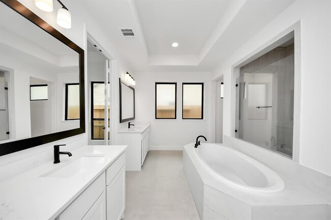 Building Photo - 8706 Incandesce Rise Dr