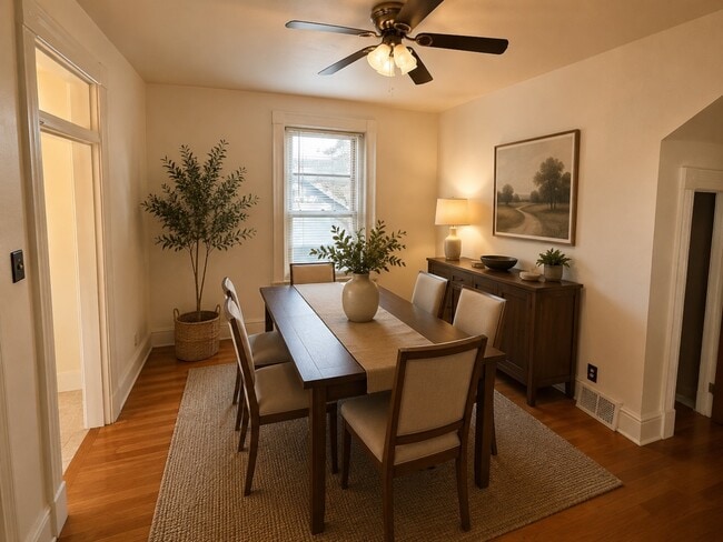 Building Photo - 321 E Grant St