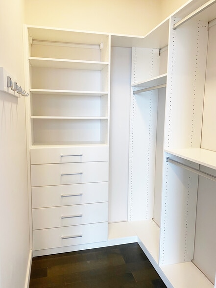 4301 Primary Closet - 515 Church St