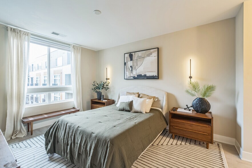 Building Photo - 145 Riverhaven Dr