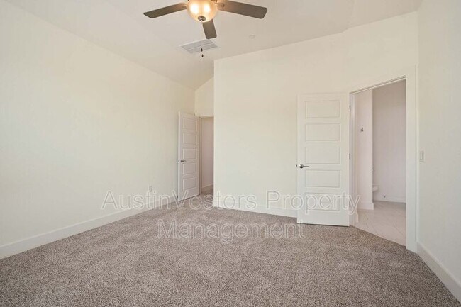 Building Photo - 11202 Gadsen Ln