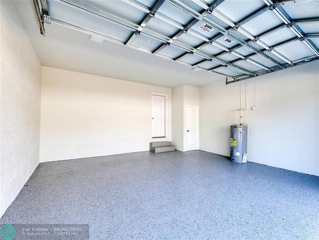 Building Photo - 116 NW 41st St
