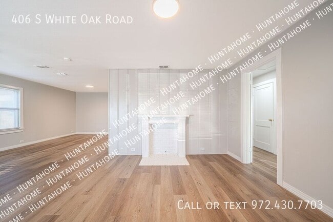 Building Photo - 406 S White Oak Rd