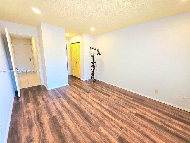 Building Photo - 2320 Dover
