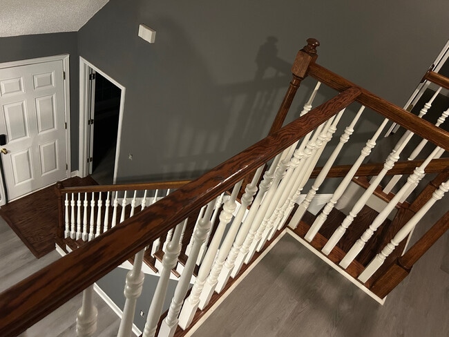 Building Photo - Room in House on Brian William Rd