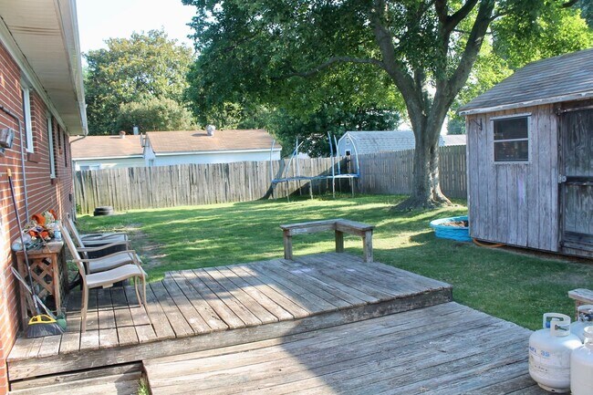 Building Photo - 4705 Nuttfield Ln