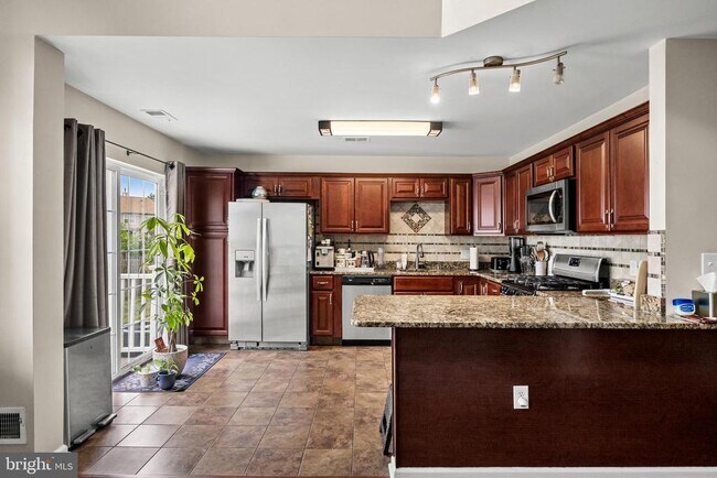 Building Photo - 108 Tattersall Dr