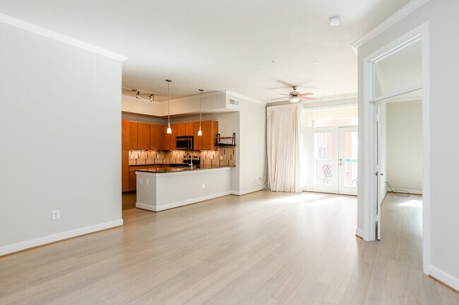 Building Photo - 300 St Joseph Pkwy