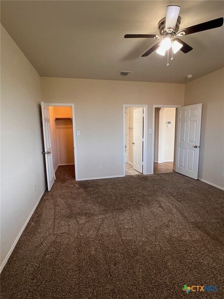 Building Photo - 2520 Dante Ct