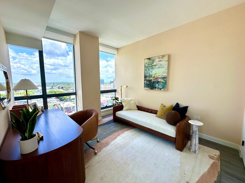 Building Photo - 52 NW 32nd St