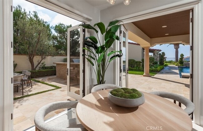 Building Photo - 21 Coral Cay