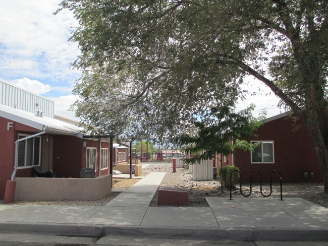 Building Photo - Belen Crossing Apartments