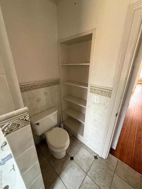 Building Photo - 665 NY-32