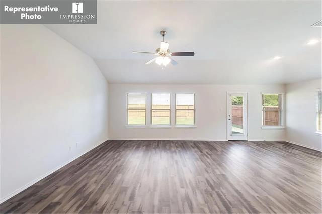 Building Photo - 634 Presidio St