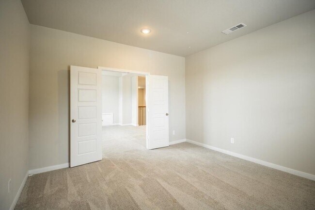 Building Photo - 21449 Kings Guild Ln