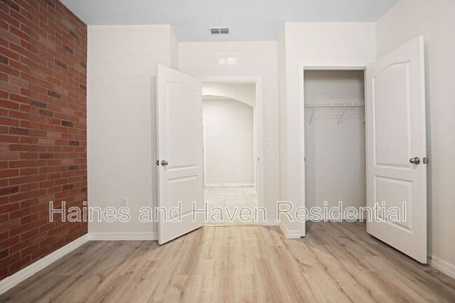 Building Photo - 3189 Royal Tern Dr