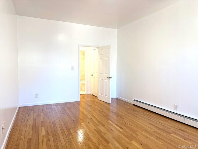 Building Photo - 235 Starr St