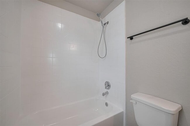 Building Photo - 16739 Libson Falls Dr