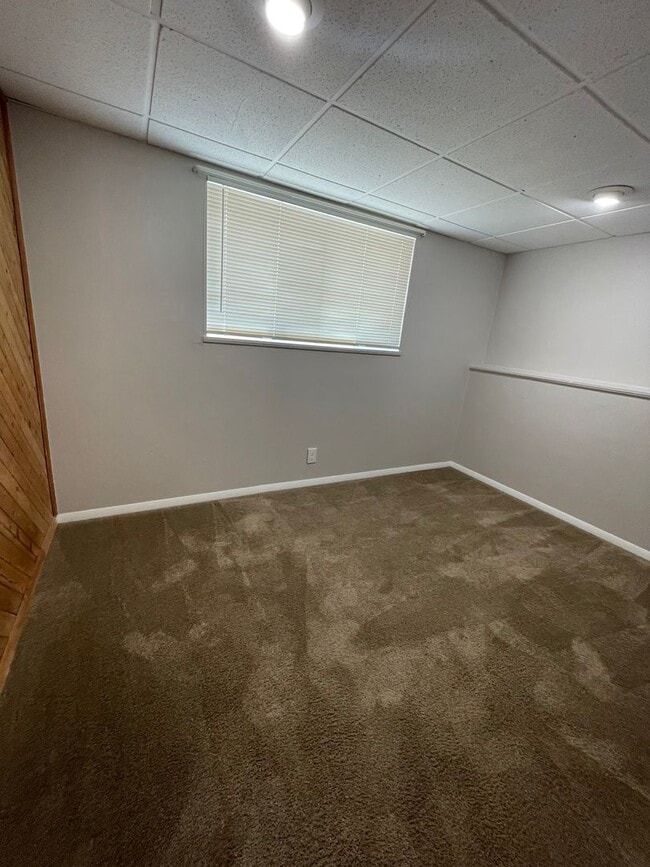 Building Photo - 9131 W 90th Pl
