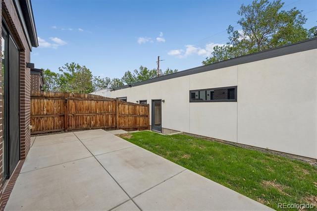 Building Photo - 4018 Zuni St