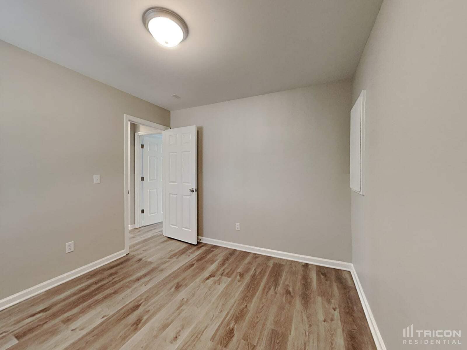 Building Photo - 124 Red Feather Ct