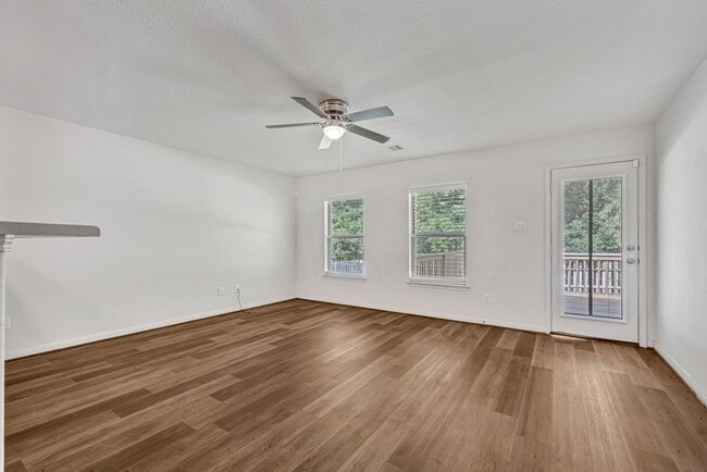 Building Photo - 184 Red Clover