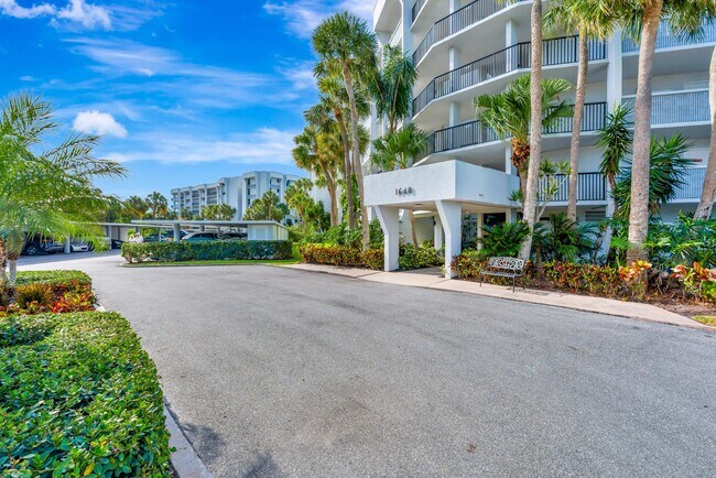 Building Photo - 1648 Jupiter Cove Dr