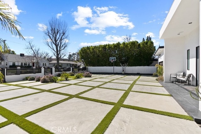 Building Photo - 23143 Leonora Dr