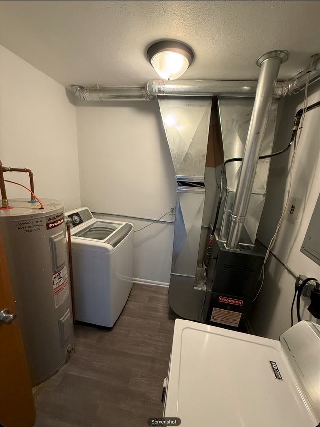 Building Photo - Seward Apartments