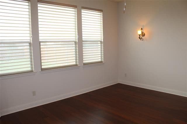 Building Photo - 6601 Manzano St