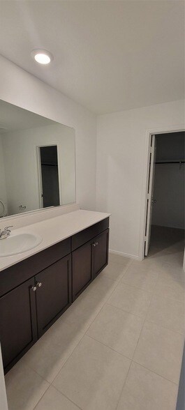 Building Photo - 2636 Turtle Dove Dr