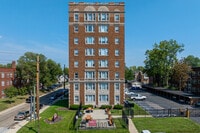 Building Photo - The Meridian