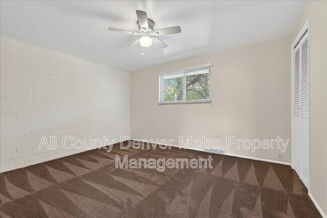 Building Photo - 5250 Garrison St
