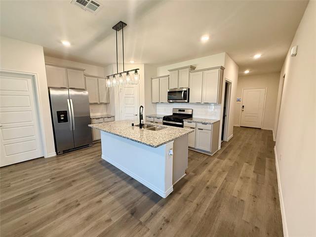 Building Photo - 649 Sunglow Wy