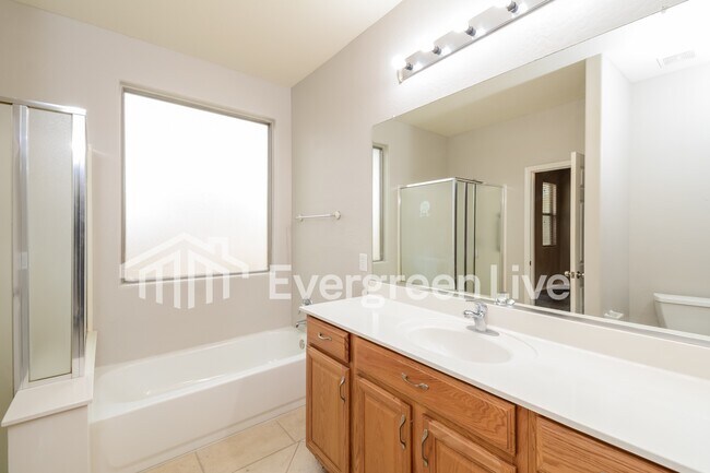 Building Photo - 18042 N 170th Ln