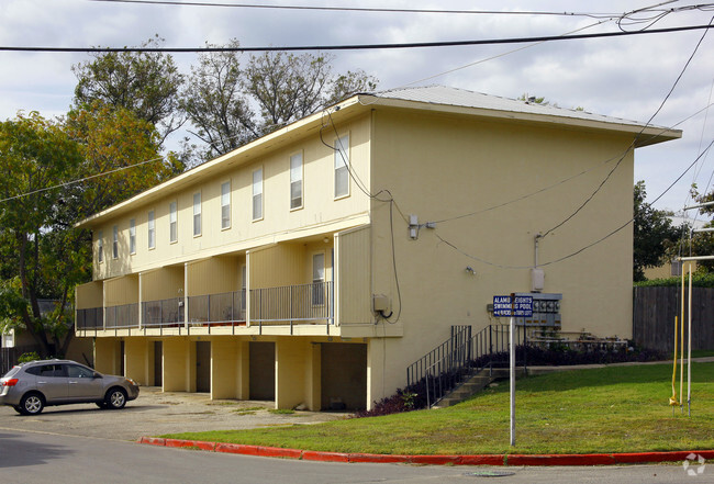 Primary Photo - Townsend Terrace