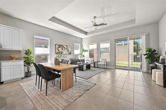 Building Photo - 5013 Paul Thomas Dr