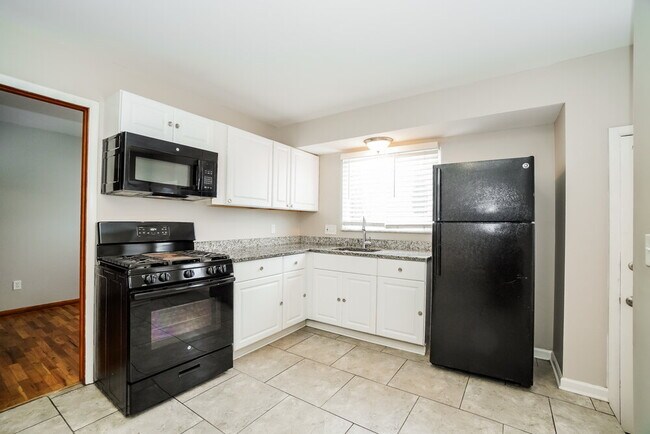 Building Photo - 2149 Kingshaven Pl