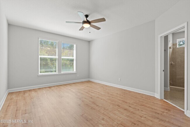 Building Photo - 548 Kendall Crossing Dr