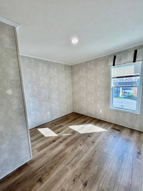 Building Photo - 8001 Hamilton Ave