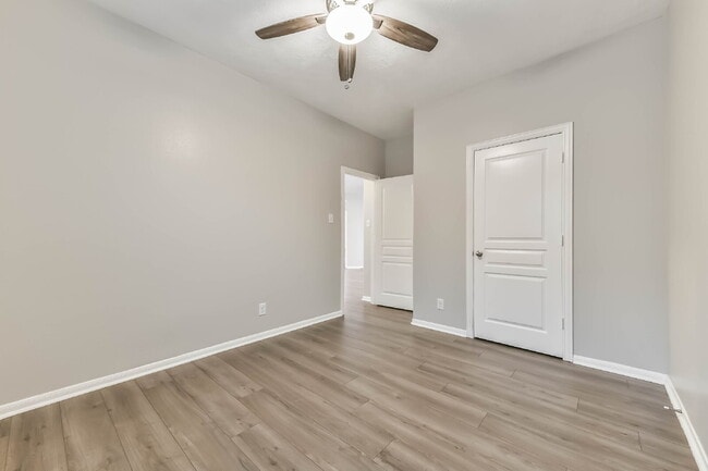 Building Photo - Beautiful 4-Bedroom, 2-Bath Home in Bay Co...
