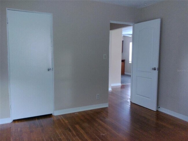 Building Photo - 12 Smyrna Dr