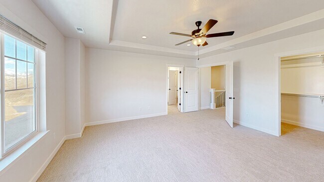 Building Photo - 318 W 2280 S