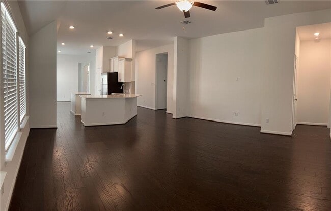 Building Photo - 521 Panzano Dr