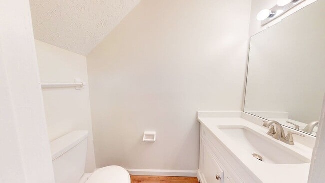 Building Photo - 4652 Shalers Dr