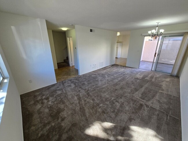 Building Photo - 3 bedroom, 2 bath home in the Balboa Towers Complex