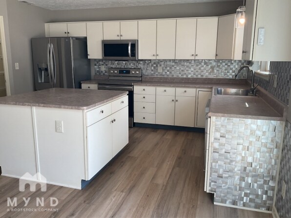 Building Photo - 11629 Lone Pine Cir