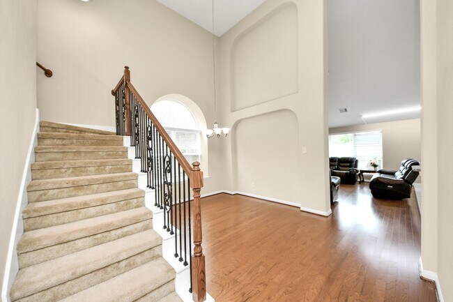 Building Photo - 15210 Paxton Landing Ln