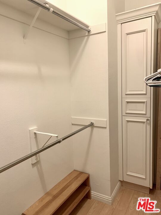 Building Photo - 4189 Vineland Ave